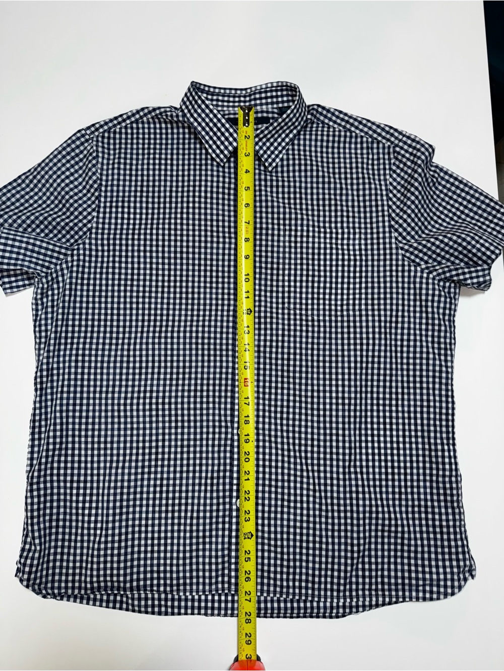 Perry Ellis men’s  Short-Sleeve Navy and White Check Shirt - Picture 6 of 14